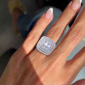 NWOT 8 ctw Princess Cut White Sapphire Wedding Ring (925 Sterling Silver)